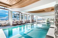 PISCINE_INTERIEURE_HOTEL_ANNAPURNA