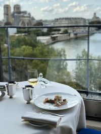 Table dresse