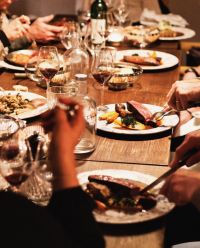 plats sur table