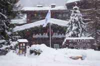 Faade de l'Htel en hiver