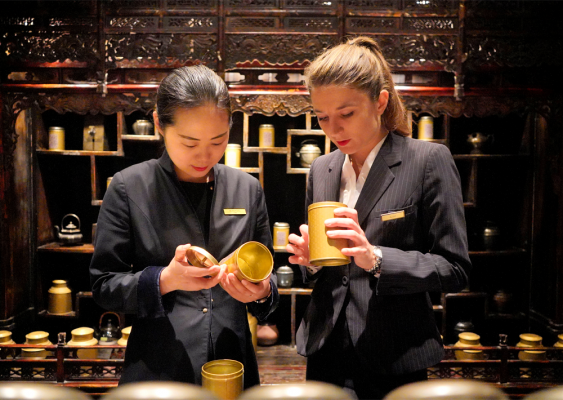 The Peninsula London recruits!