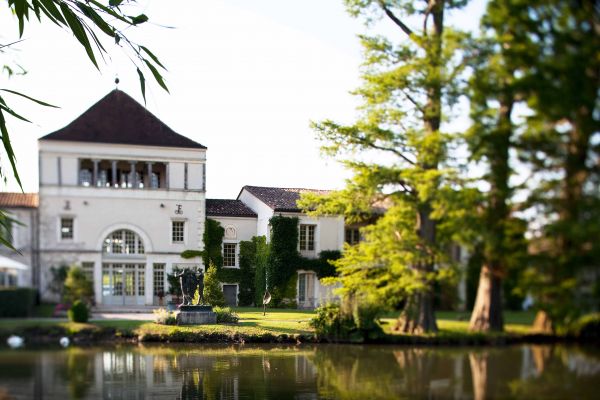 Les Sources de Caudalie recrute !