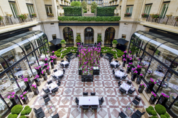 Four Seasons Hôtel George V recrute !