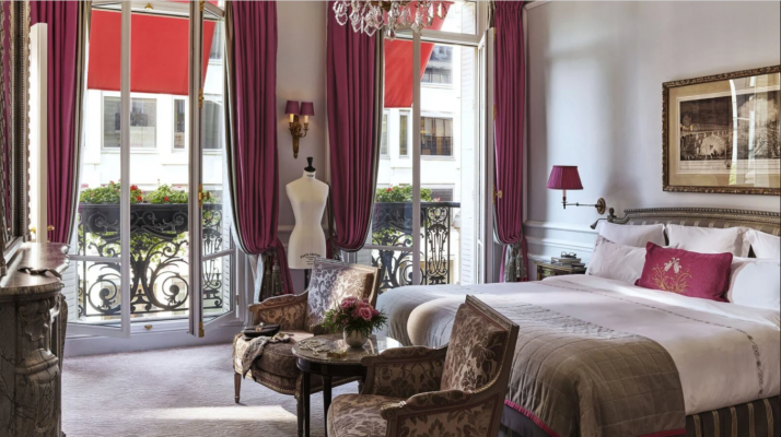 Htel Plaza Athne Paris recrute !