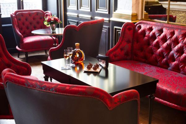 La Rserve Paris recrute !