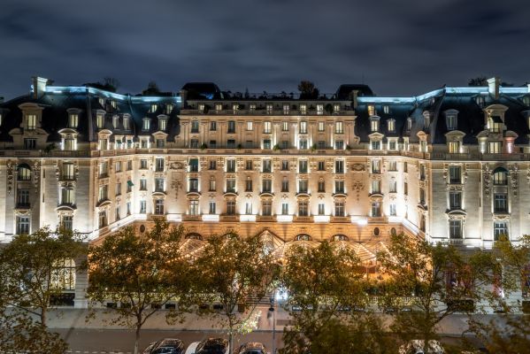 The Peninsula Paris recrute ! 